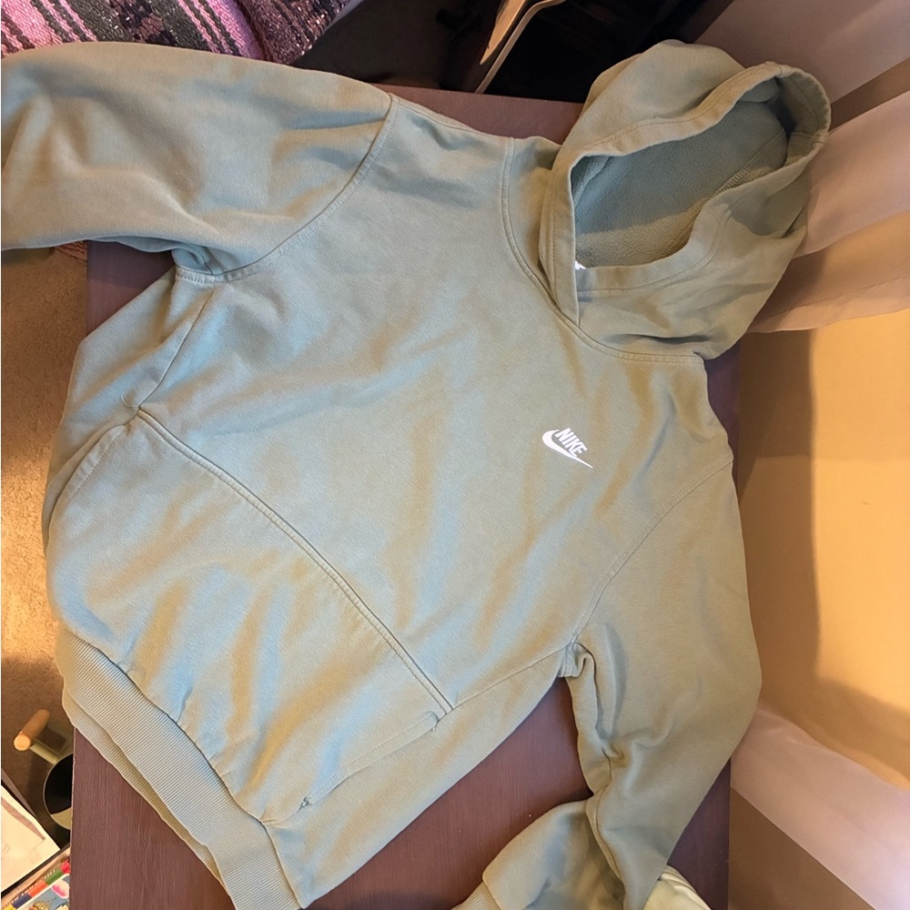 Nike Olive Sweatshirt